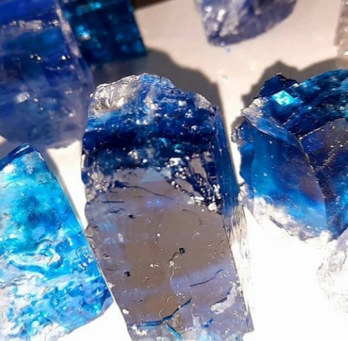 سنگ نمک آبی اصل